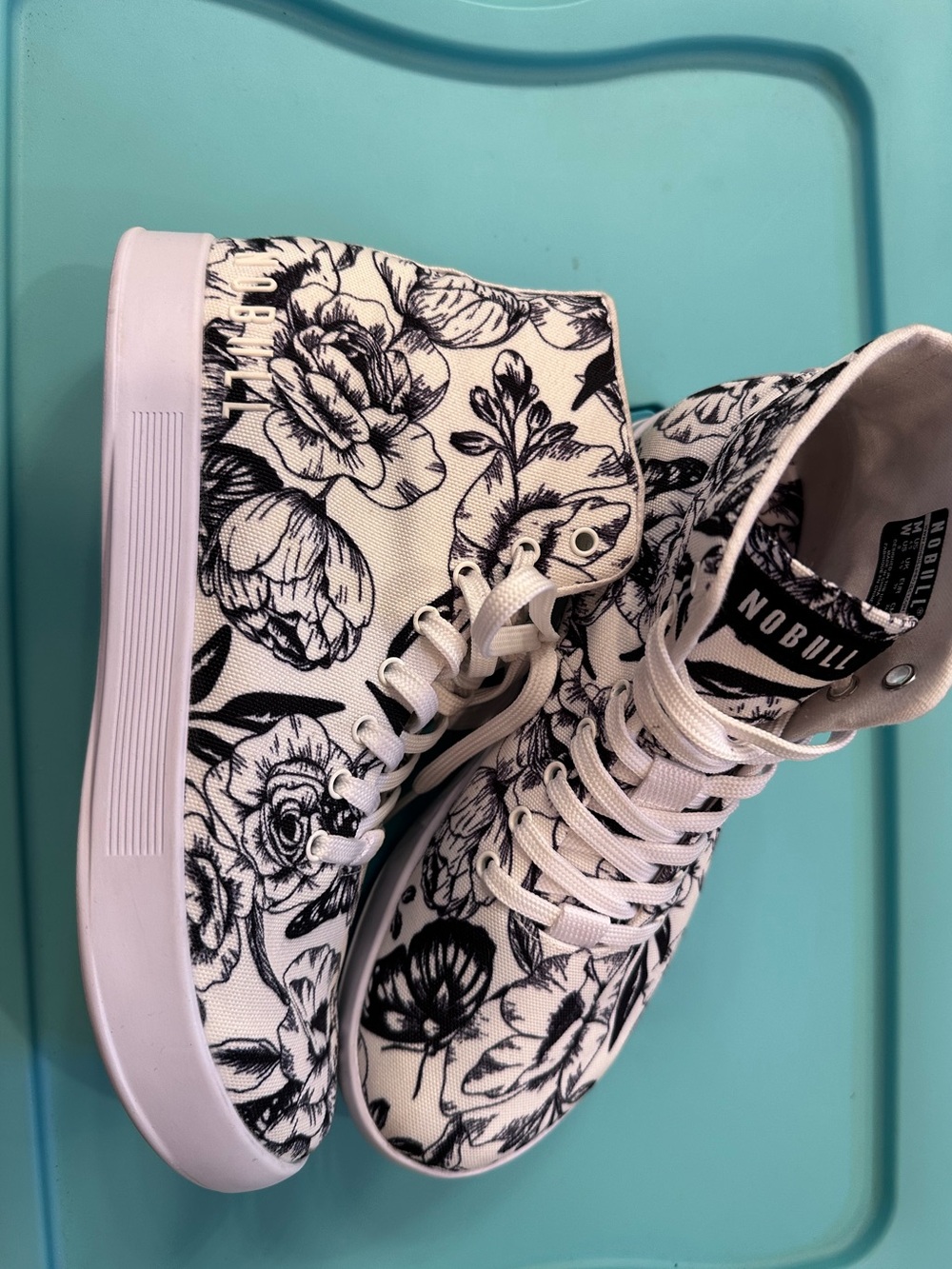 NOBULL Floral High-Top Sneakers Canvas Training Shoes White Black rare like new